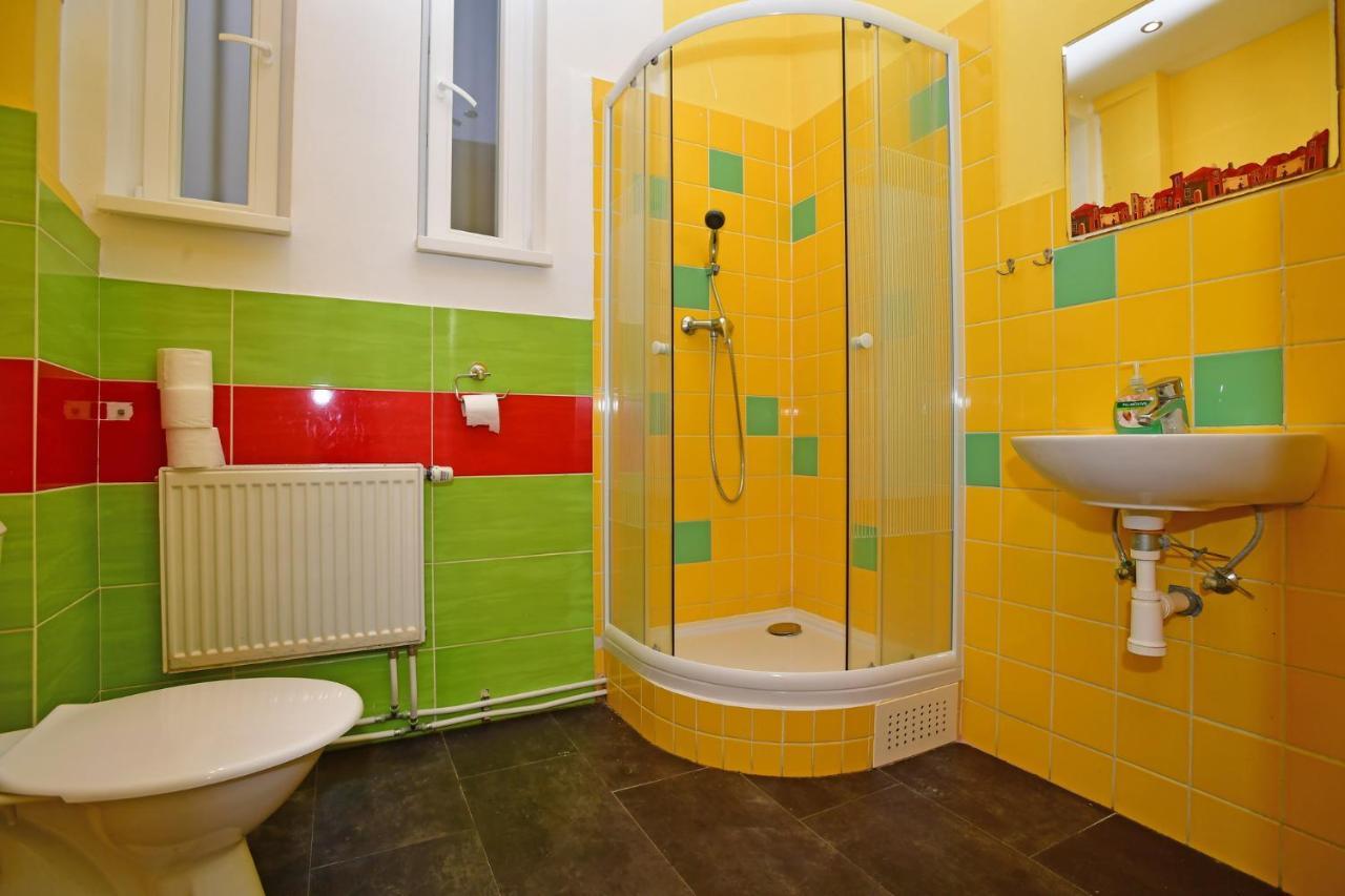 Benedikt City Center Hostel 布拉格 外观 照片