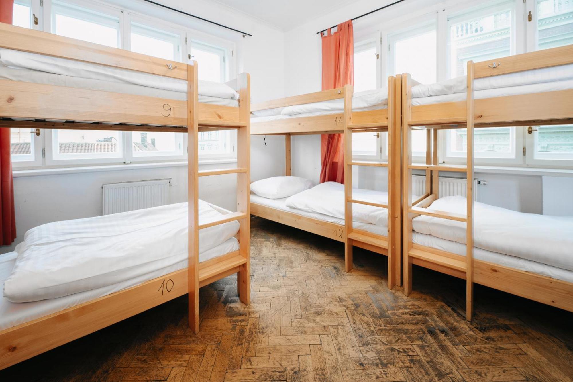 Benedikt City Center Hostel 布拉格 外观 照片